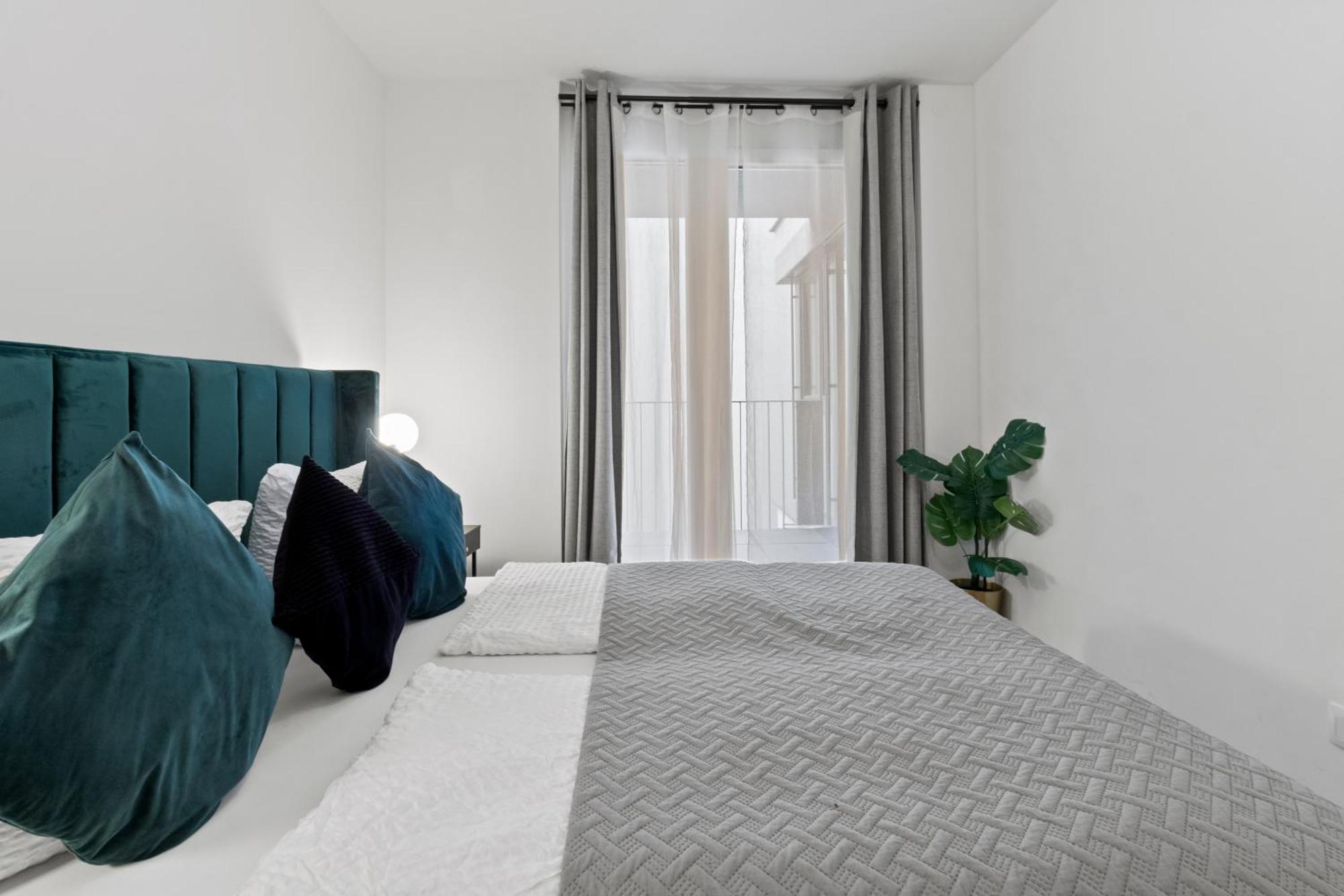 Balcony Apartment I 50 M² I Near City Center Viena Exterior foto